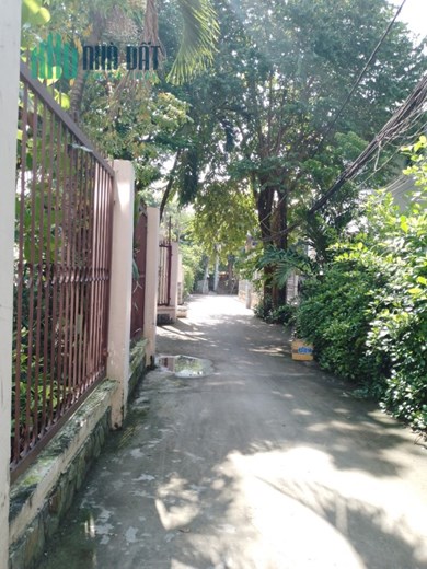 "Cực Hót, Nhà trung tâm Thị Trân Hóc Môn. 5 x 20, 100m2, 4 tầng 6pn chỉ 4.5 tỷ 0908233029