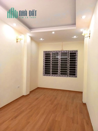 Bán nhà Đường Láng,Đống Đa 28m2 x 5Tầng,Kinh doanh,Ôtô,ngõ thông, giá 5.5 tỷ 0969693855
