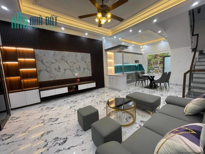 Bán căn nhà xây mới 4 tầng 4 ngủ ngõ cực nông GIÁ 2.95 tỉ phố Lực Hành - Trung Lực