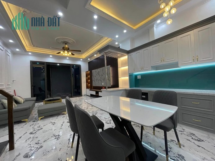 Bán căn nhà xây mới 4 tầng 4 ngủ ngõ cực nông GIÁ 2.95 tỉ phố Lực Hành - Trung Lực