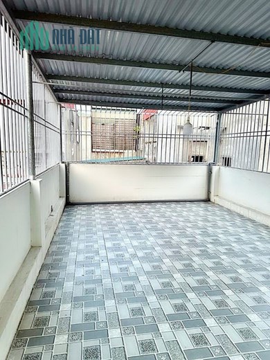 Bán nhà dân xây độc lập 76m 3 tầng GIÁ 2.6 tỉ ngõ 124 Lạch Tray