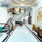 Bán nhà phố Văn Cao 4 tầng độc lập - đường 10m GIÁ 6 tỉ cực đẹp