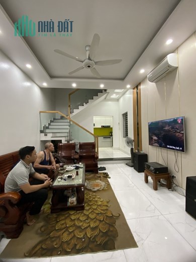 Bán nhà dân xây độc lập 3 tầng GIÁ 2.1 tỉ phố Vũ Chí Thắng - Lê Chân