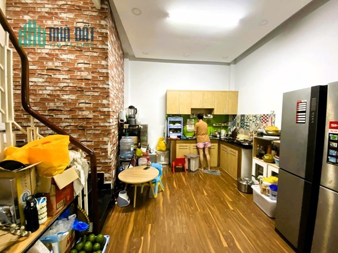 Bán nhà 1T1L 2pn 102m2 Kha Vạn Cân Linh Đông
