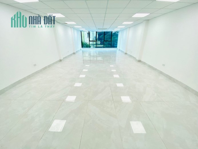 Hạ sốc 5 tỷ bán nhanh văn phòng Trung Kính 96m2, 7 tầng, mặt tiền 5.6m giá 30 tỷ
