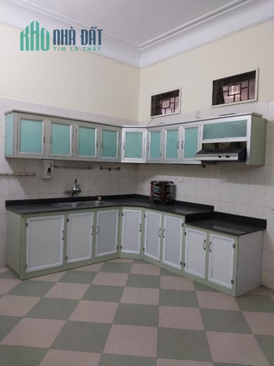 Cho thuê nhà 5 tầng ngõ  Thái Hà Đống Đa 50m2 6 ngủ 4WC