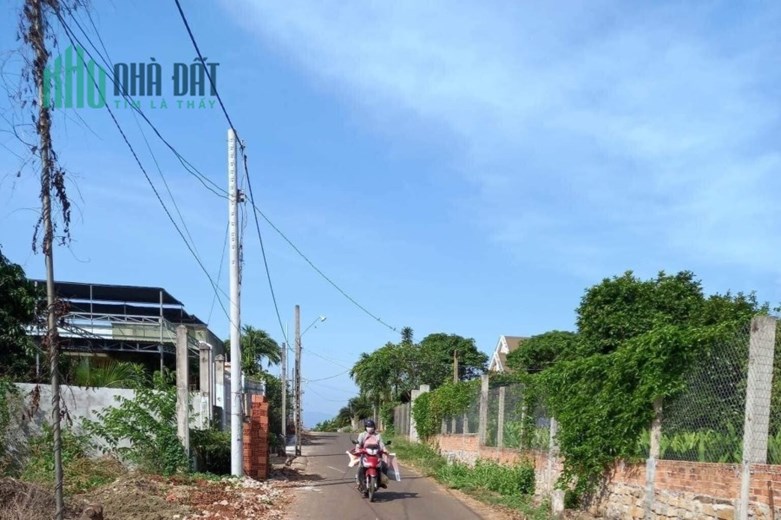 Bán đất đường số 33, Xã Nghĩa Thành, Huyện Châu Đức, tỉnh Bà Rịa Vũng Tàu.