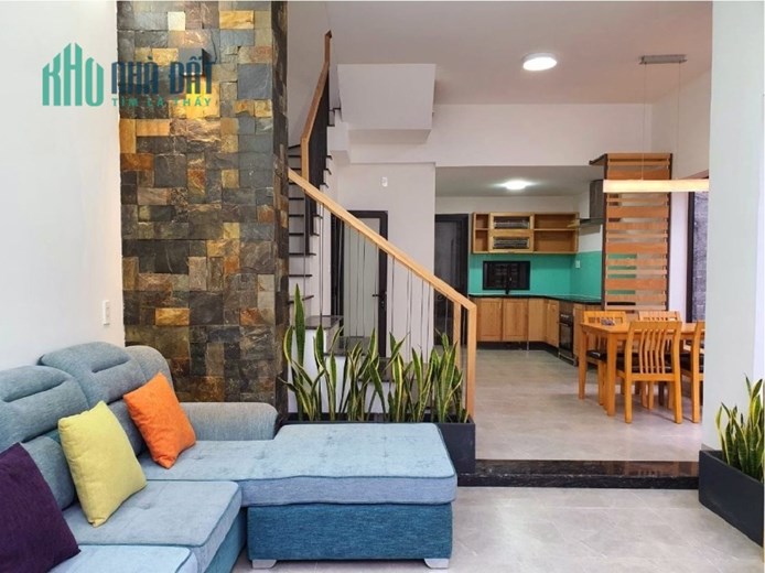 Nhà View Biển Xuân Hà, Ô tô đậu, cửa 70m2, 3 tầng đẹp Xịn Xò 3.x tỷ