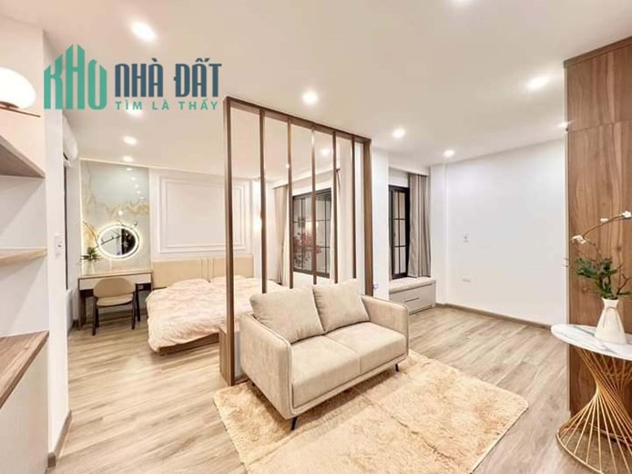 Bán Nhà Ngõ 149 Phố Cự Lộc 51m2 x 4 tầng , 4 phòng ngủ đầy đủ công năng , nội thất sang trọng , giá