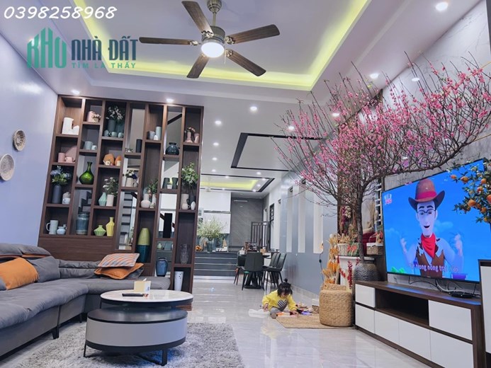 BÁN NHÀ KHÂM THIÊN, 40m2x 3T, MT4m, Ô TÔ ĐỖ CỔNG, LÔ GÓC, KINH DOANH, CHỈ NHỈNH 4 TỶ