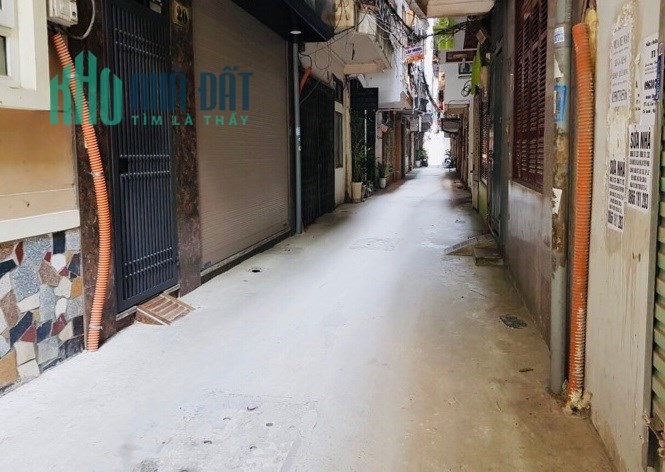 BÁN NHÀ CẦU GIẤY – 5 TẦNG, 40M2 – NHÀ DÂN XÂY – NGÕ THÔNG – GẦN PHỐ - 5.6 TỶ