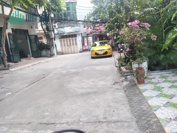 Bán nhà chính chủ khu đô thị Phố Nghĩa Đô dt 111m2 x 4 t mt 9 m giá 30,5 tỷ