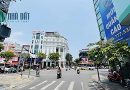 Đại Hạ Giá mặt tiền kinh doanh Nguyễn Hoàng - Cạnh Nguyễn Văn Linh. Hải Châu. Giá chỉ hơn 4.5 tỷ