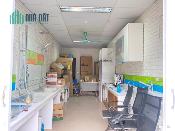 Do bận công việc không có thời gian quản lý nên cần nhượng ki ốt