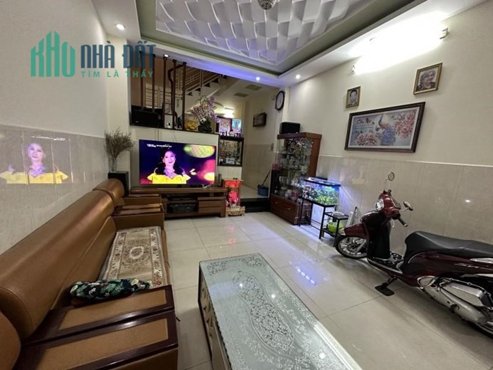 Bán Nhà Chính Chủ - HXH - Đinh Tiên Hoàng - Quận Bình Thạnh - 50m2 - Nhỉnh 6Tỷ .