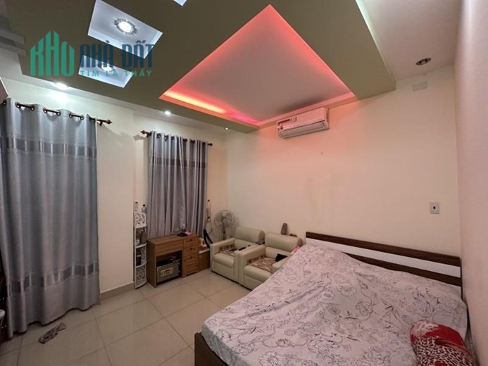 Bán Nhà Chính Chủ - HXH - Đinh Tiên Hoàng - Quận Bình Thạnh - 50m2 - Nhỉnh 6Tỷ .