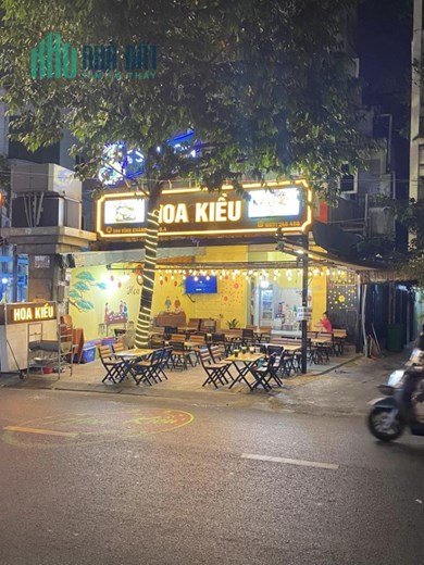 Cần sang toàn bộ trang thiết bị và hợp đồng quán nhậu Khu vực phố ẫm thực Vĩnh Khánh , quận 4