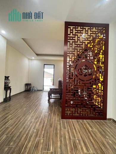 Trung tâm Đống Đa 6T thang máy nhà xây mới ngõ rộng thoáng 40m