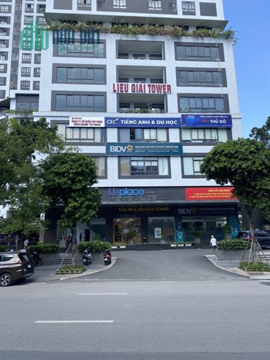 Cho thuê căn góc, diện tích 127 m2 nhìn xuống đường Liễu Giai, Ba Đình, HN