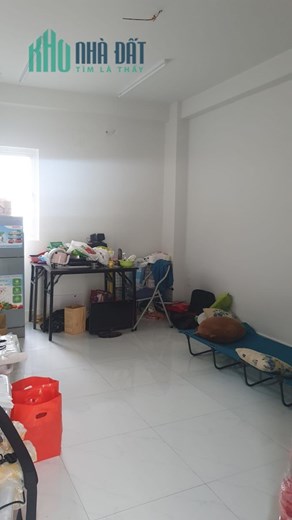 Bán nhà Mặt tiền Núi Thành ngay Cộng Hoà, 4.5x12m, 6 Tầng, 9PN, co bán hầm, hạ 13.2 tỷ