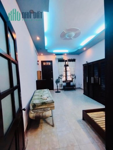 NGUYỄN TRÃI  -NHÀ ĐẸP -Ô TÔ -KINH DOANH -DT 40M , MT 4M -GIÁ NHỈNH 6 TỶ
 ( Cam kết ảnh  thật 100% )