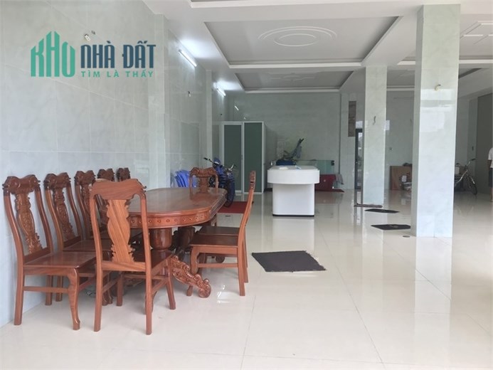 Cho thuê mặt bằng ngang 10x12m kđt chí linh, tpvt nhà đẹp