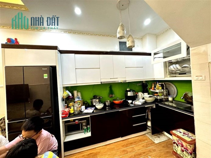 BÙM-AN TRẠCH THÔNG ĐOÀN THỊ ĐIỂM-MỚI NỔI BAY NGAY 28m-4T-4.55 tỷ