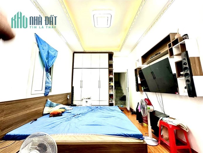 BÙM-AN TRẠCH THÔNG ĐOÀN THỊ ĐIỂM-MỚI NỔI BAY NGAY 28m-4T-4.55 tỷ
