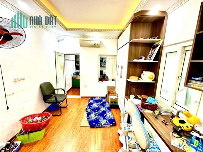 BÙM-AN TRẠCH THÔNG ĐOÀN THỊ ĐIỂM-MỚI NỔI BAY NGAY 28m-4T-4.55 tỷ