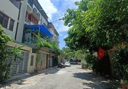 Cần bán nhà phân lô duy nhất 183 Hoàng Văn Thái cần bán, ô tô đỗ cửa