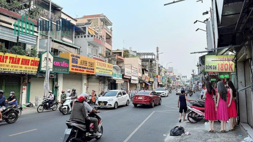 Bán nhà mặt tiền lạc long quân ngay chợ Tân bình -góc 2 mặt tiền đang cho thuê 40 triệu