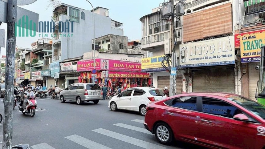 Bán nhà mặt tiền lạc long quân ngay chợ Tân bình -góc 2 mặt tiền đang cho thuê 40 triệu