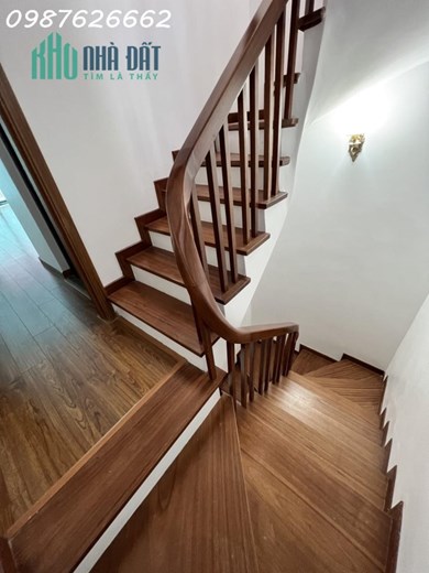 HOÀN HOA THÁM NHÀ MỚI ĐẸP 5 TẦNG GIÁ CHỈ 4 TỶ 8