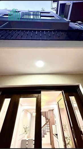CẦN BÁN GẤP NHÀ PHỐ TÔN ĐỨC THẮNG, NHÀ 36M x 5 TẦNG MỚI ĐẸP HIỆN ĐẠI VỀ Ở NGAY GIÁ CHỈ 4 TỶ 3 TRĂM