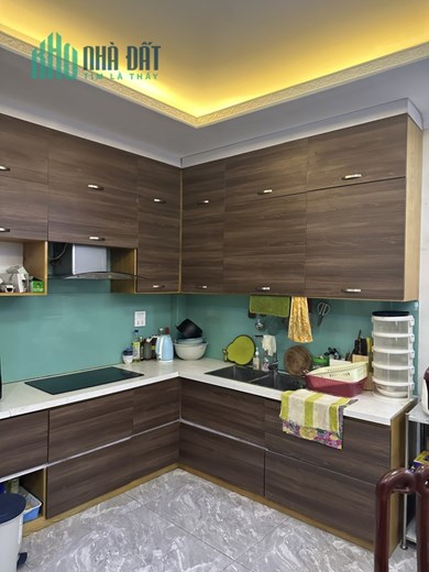 Cực Hiếm, Bán nhà Lô góc ở Mễ Trì Hạ, Từ Liêm 55m2, 5 tầng Ô t, KD  vào chỉ với 8 tỷ