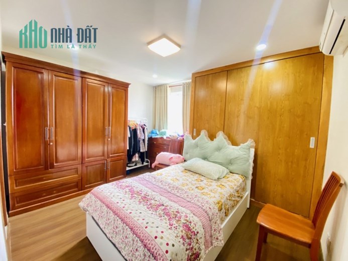 BÁN NHÀ ĐẸP HXH NGAY VÒNG XOAY LÊ ĐẠI HÀNH 40M2 GIÁ CHỈ 4TỶ85.LH 0931878533