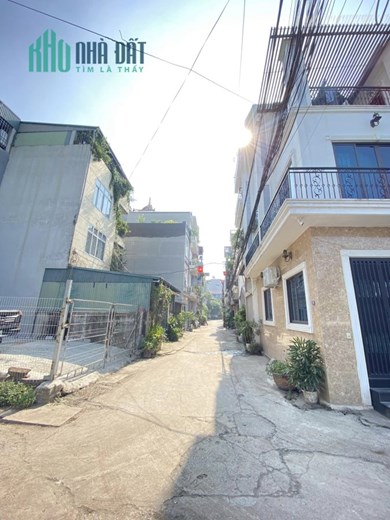 BÁN GẤP-Nhà Ôtô tránh,Mới đẹp Phố Thụy Phương,Từ Liêm 40/45m, 4Tầng, 4PN-4.9 Tỷ