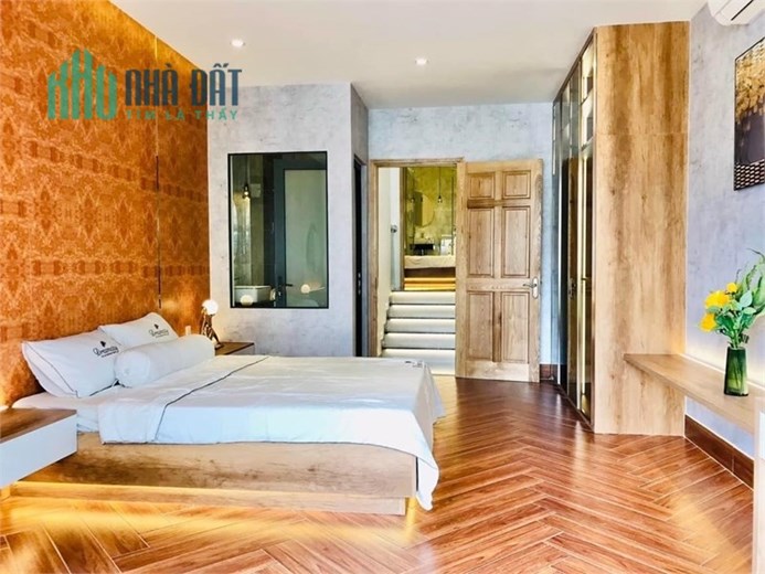 Nhà phố Phạm Văn Chiêu, Phường 9, Gò Vấp –  5 tầng full nội thất, chỉ 8.9 tỷ