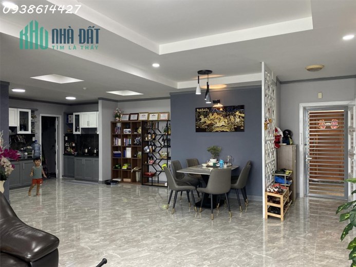Chung Cư Phú Hoàng Anh, 129m2, 3PN, Nguyễn Hữu Thọ, Nhà Bè, Giá 3Ty4