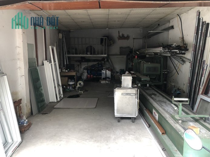 Sang nhượng mặt bằng kinh doanh phố Phạm Văn Đồng - Xuân Đỉnh, Hà Nội.