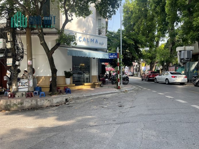 Bán đất tặng nhà 2 tầng phố Ngũ Xã Ba Đình DT85m MT4m kinh doanh chỉ có 102