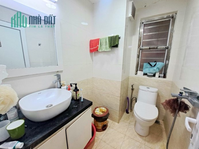 Bán căn hộ 63m2 2PN khu ĐTM Mỹ Đình 1 full nội thất giá nhỉnh 2 tỷ