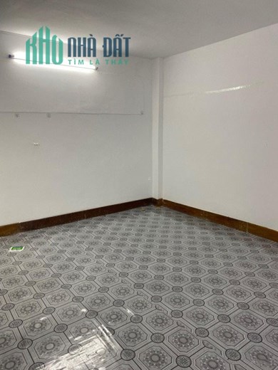 Cho thuê Phòng trọ 25m2 Đường Trần Đình Xu, Phường Cầu Kho, Quận 1, HCM