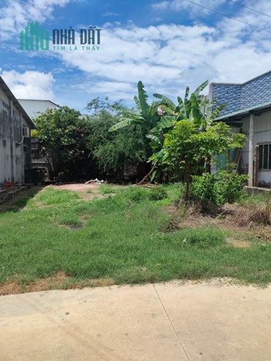 ĐẤT ĐẸP - GIÁ TỐT - CHÍNH CHỦ BÁN LÔ ĐẤT Vị Trí Đẹp Tại Khu TT Huyện Trảng Bàng