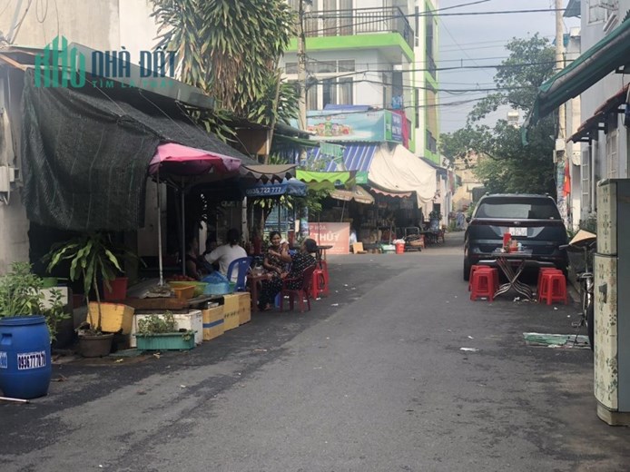 Bình Tân, Hồ Chí Minh
CHƯA QUA QUỐC LỘ