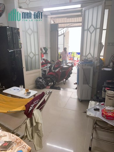 Nhà Tân Thới Nhất, Hẻm xe hơi, SHR, 47m2, 2 tỷ 69 tỷ giá rất tốt