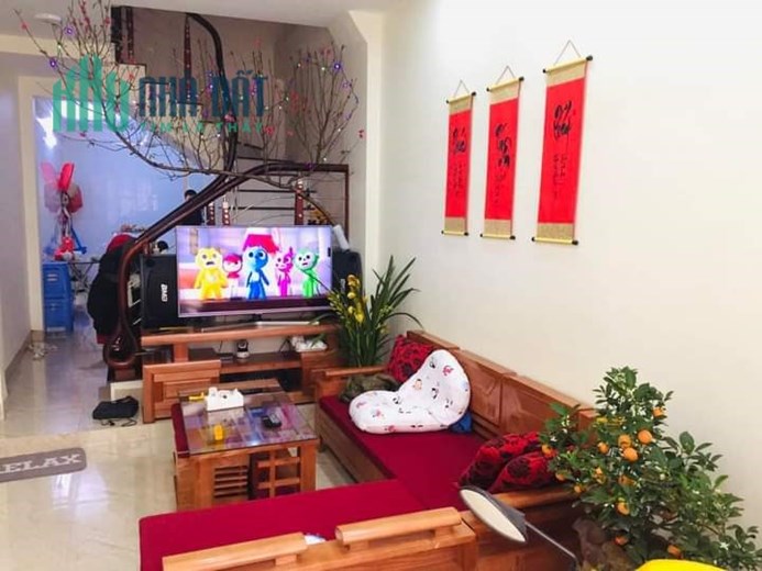 Bán Nhà Đường Thụy Phương 40m2 x 4 tầng , 4 phòng ngủ đầy đủ công năng , phân lô ô bàn cờ , giá 5