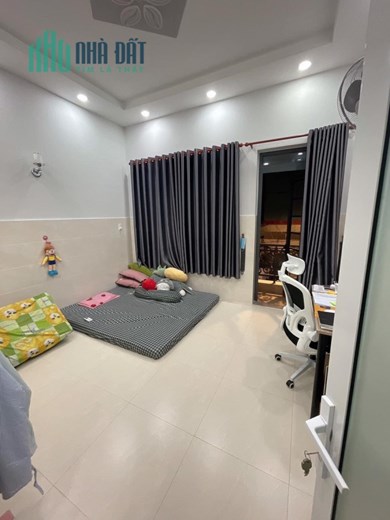 Nhà Đẹp Nguyễn Tri Phương Quận 10, 5 Tầng, Ngay Đại Học Kinh Tế, Ở Ngay