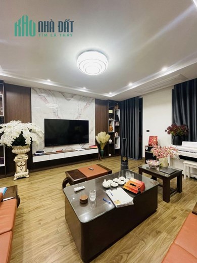 Bán siêu phẩm 6 tầng ngõ Vip phố Hoàng Văn Thái, mặt tiền hoa hậu, thang máy, kinh doanh sầm uất.