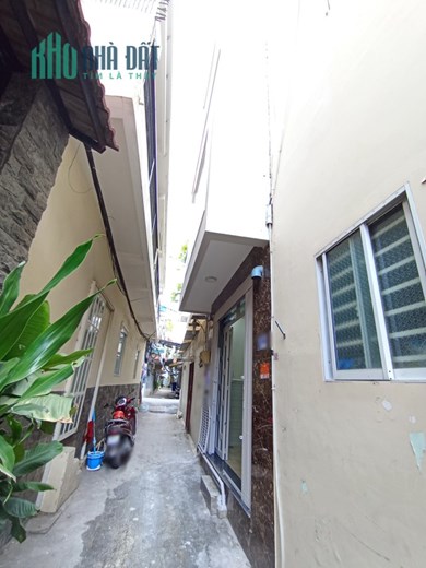 Nhà 4 tầng gần MT Âu Dương Lân P3Q8. Giá 2 tỷ880 TL